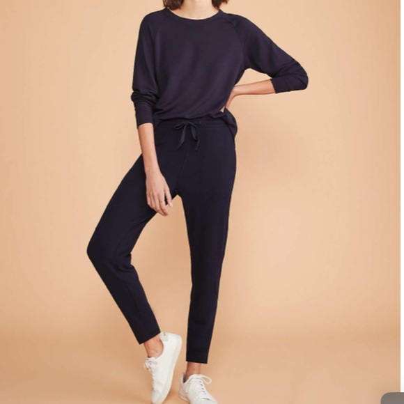 NWT Lou & Grey Signature Softblend Sweatpants Navy - Picture 1 of 4